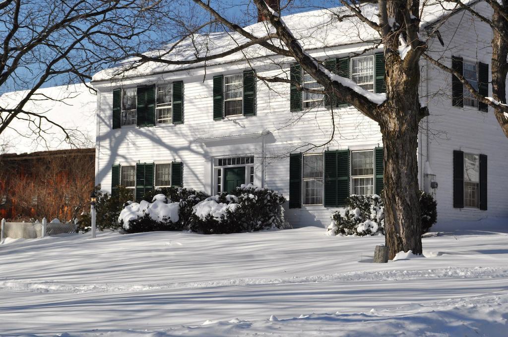 Colby Hill Inn Henniker Buitenkant foto